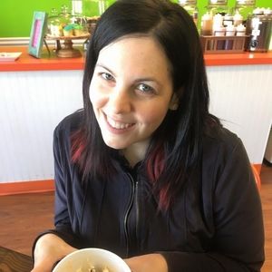 Meet your Posher, Tina